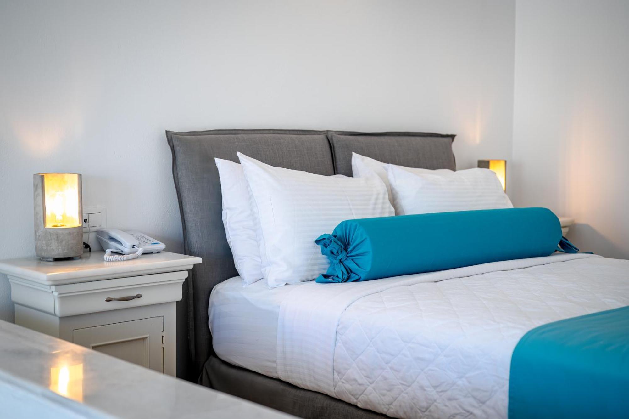 En Plo Boutique Suites Oía Dış mekan fotoğraf